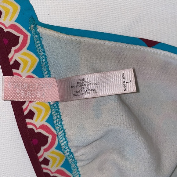 Victoria’s Secret triangular bikini tie top - Picture 6 of 6